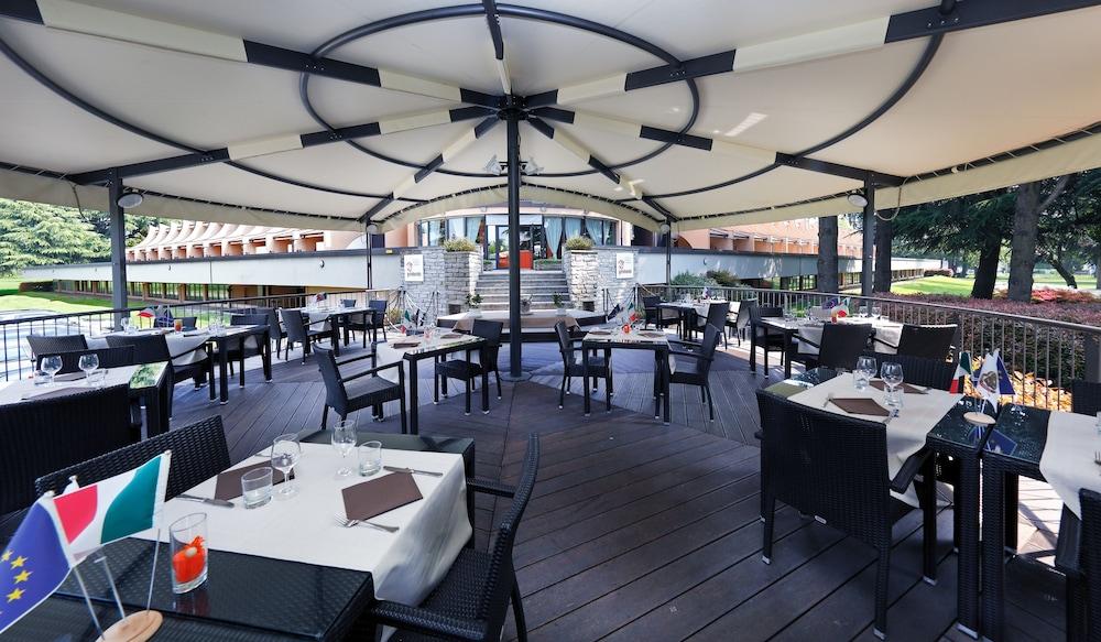 בוסטו ארסיציו Hotel Pineta מראה חיצוני תמונה