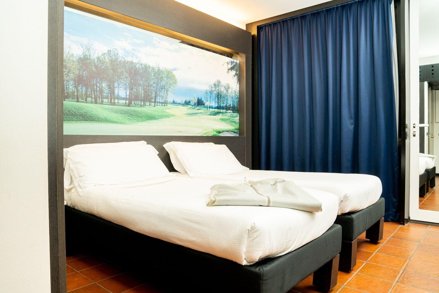 בוסטו ארסיציו Hotel Pineta מראה חיצוני תמונה