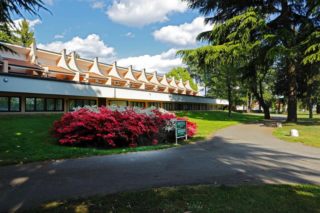 בוסטו ארסיציו Hotel Pineta מראה חיצוני תמונה